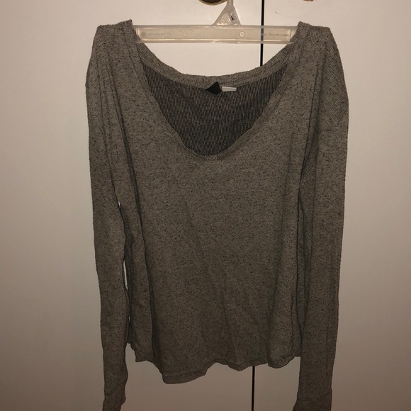 BDG grey long sleeve - Picture 1 of 3